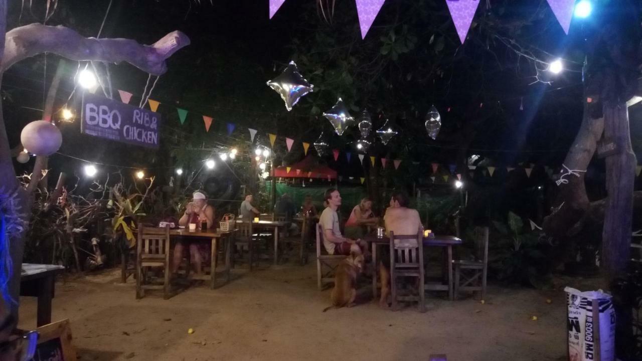 Chalee Tropicana Bungalow Koh Phayam Exterior foto